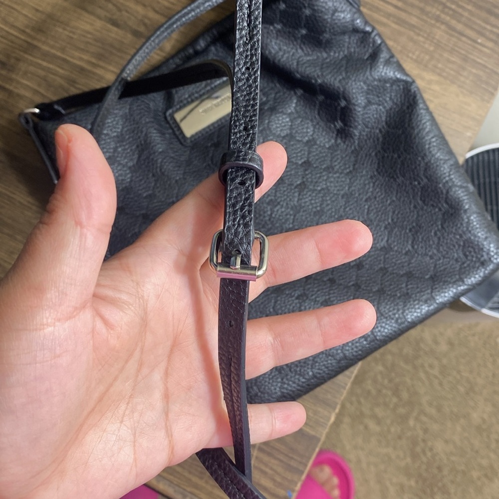 Steve Madden Black Crossbody Bag Sleek Design